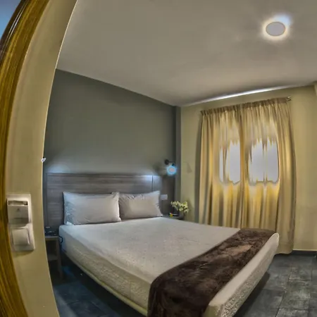 Szálloda Puerto Canteras 3*
